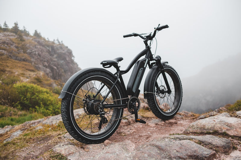 Mountainbike im Freien als Symbol für einen aktiven Lebensstil
